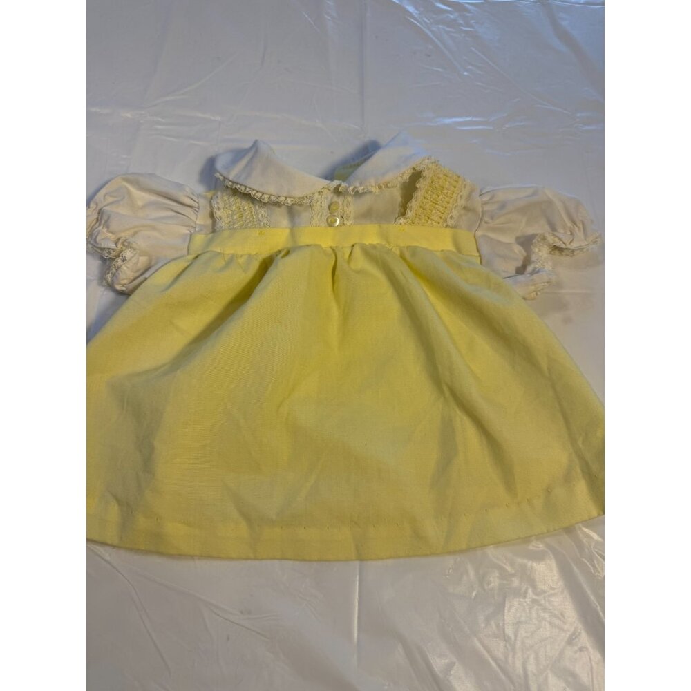 Vintage Girl’s  Yellow Dress Lace Ruffle Sleeves 1960s Infant Size 3m 3 Months